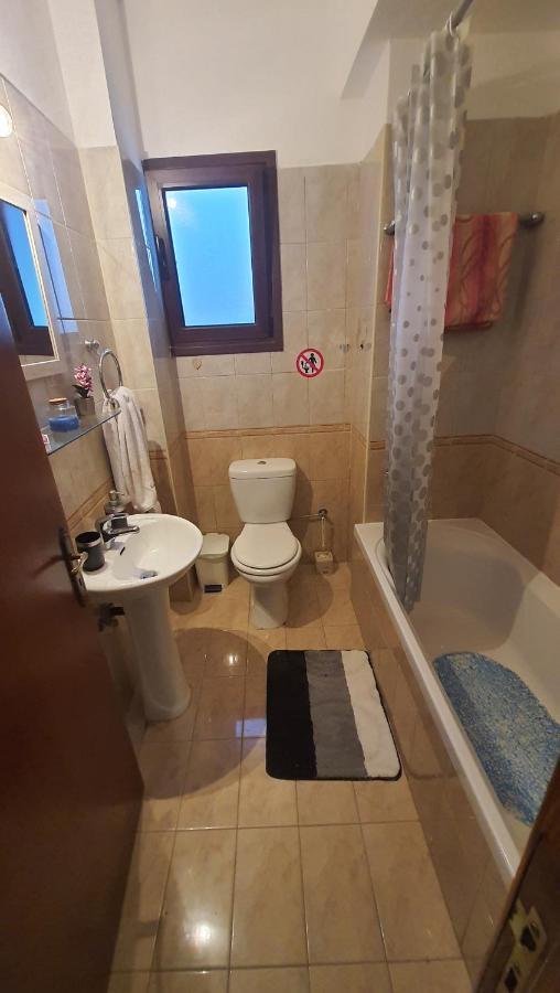 Nice Holiday Apartment Paphos Esterno foto